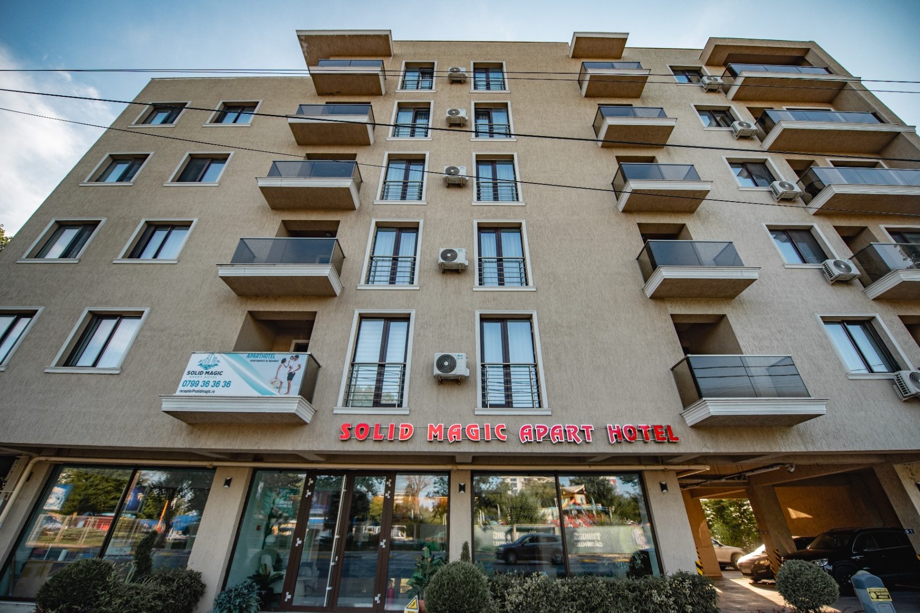 Fațada Solid Magic Apart Hotel